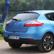 Бампер задний в цвет кузова Renault Megane 3 (2008-2012) хэтчбек